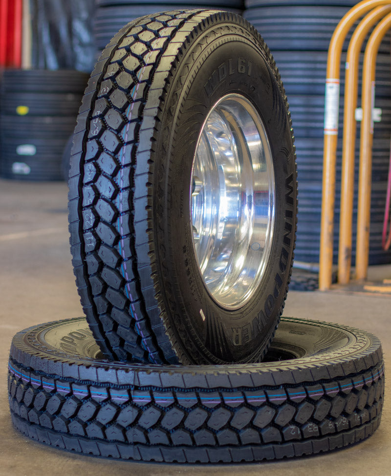 11 R24.5 Roadwing DW312