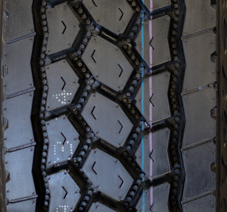 11 R24.5 Roadwing DW312